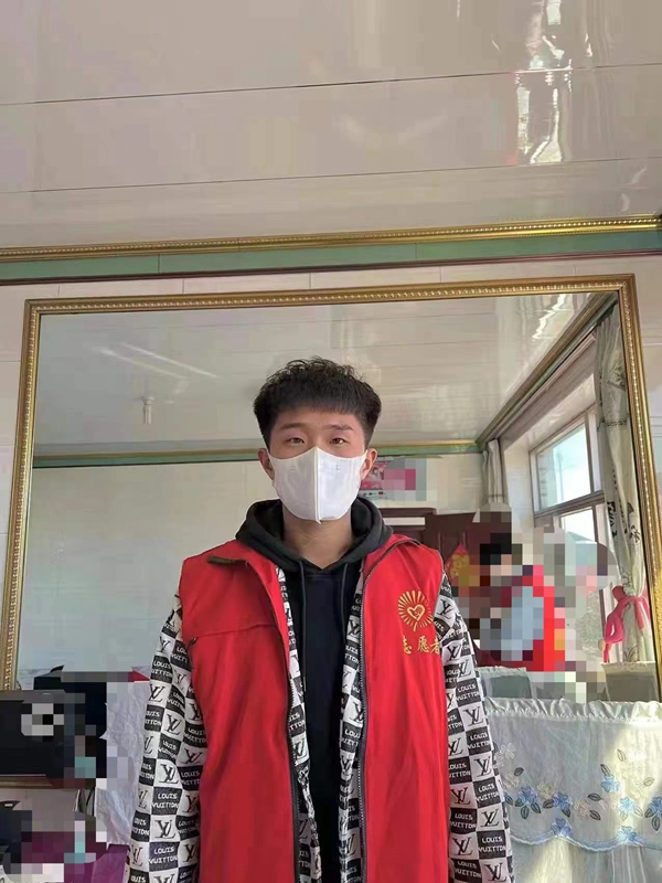 12高职盘算机21-2班 高鹏：比起尽我所能，我更喜欢全力以赴1.jpg